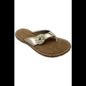 Manitobah Mukluks Women's Wasaga Flip-Flop Metallic/Metallique - Medium